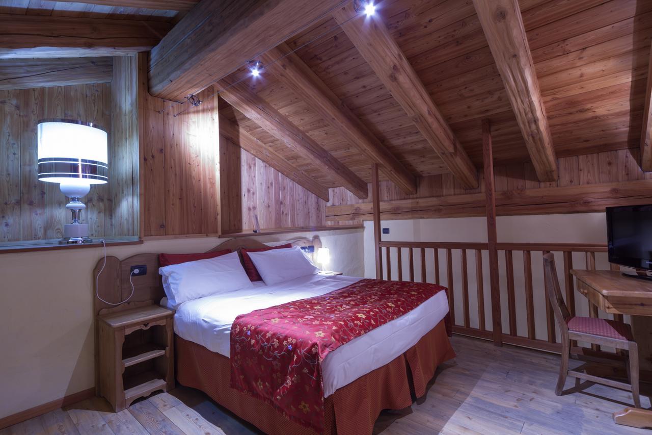 Hotel Maison Saint Jean Courmayeur Exterior foto